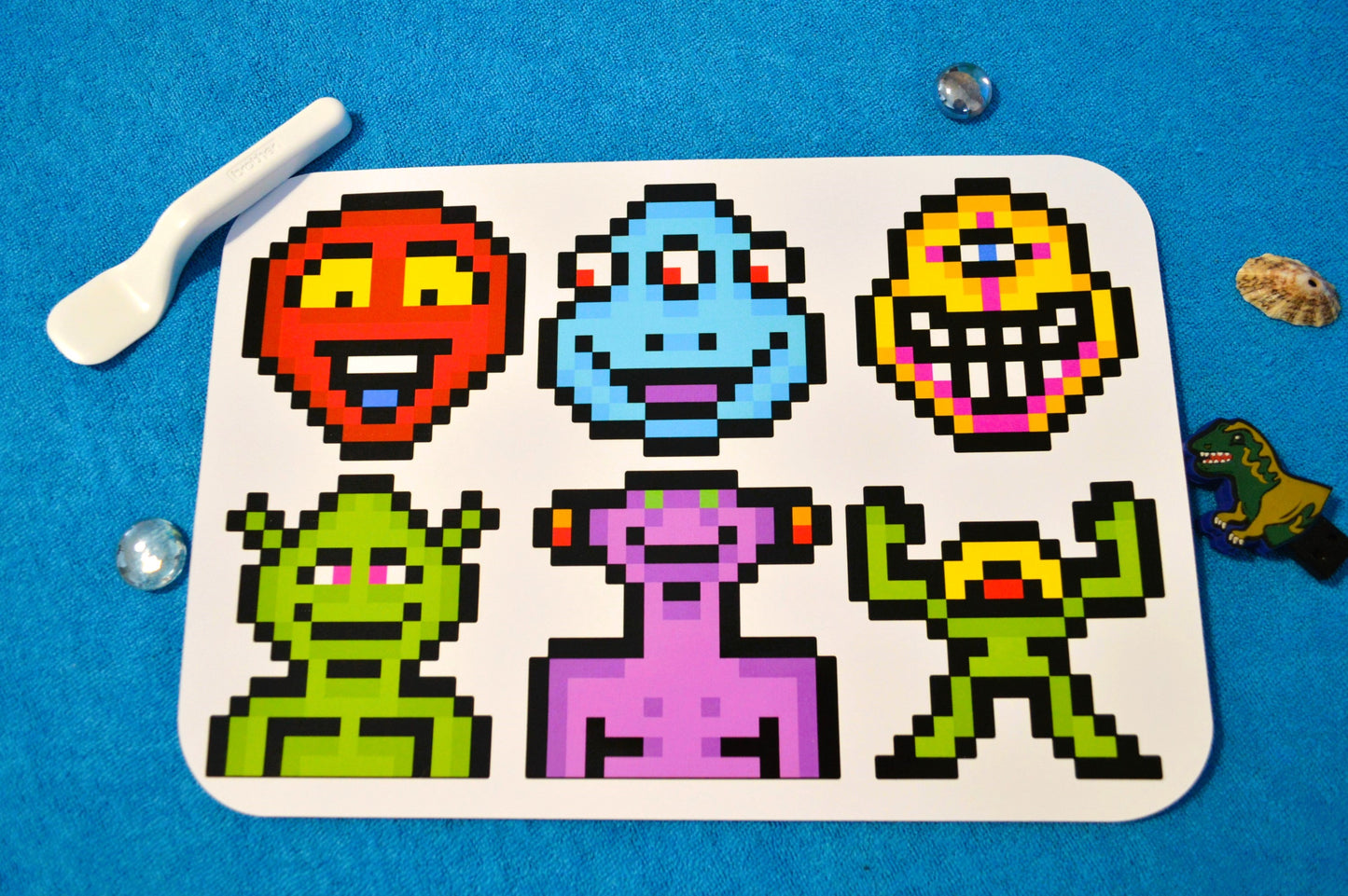 6 Stickers Pixel Art "EXTRA-TERRESTRES"